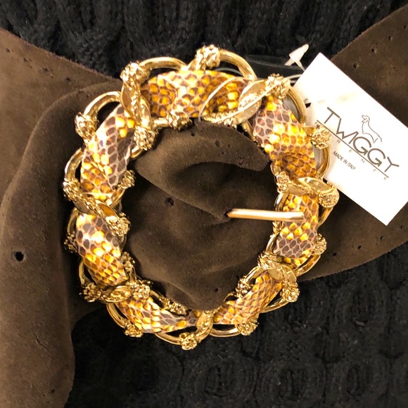 Twiggy Accessories - NWT Italian Suede wt Embellished Gold Buckle Belt